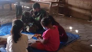 Jadi Kegiatan Rutin, Satgas TMMD 110 Bojonegoro Bimbing Anak-Anak